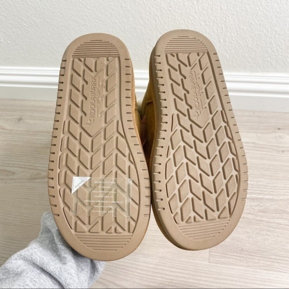 Koolaburra by UGG brown tall boots NWOT - Picture 5 of 11